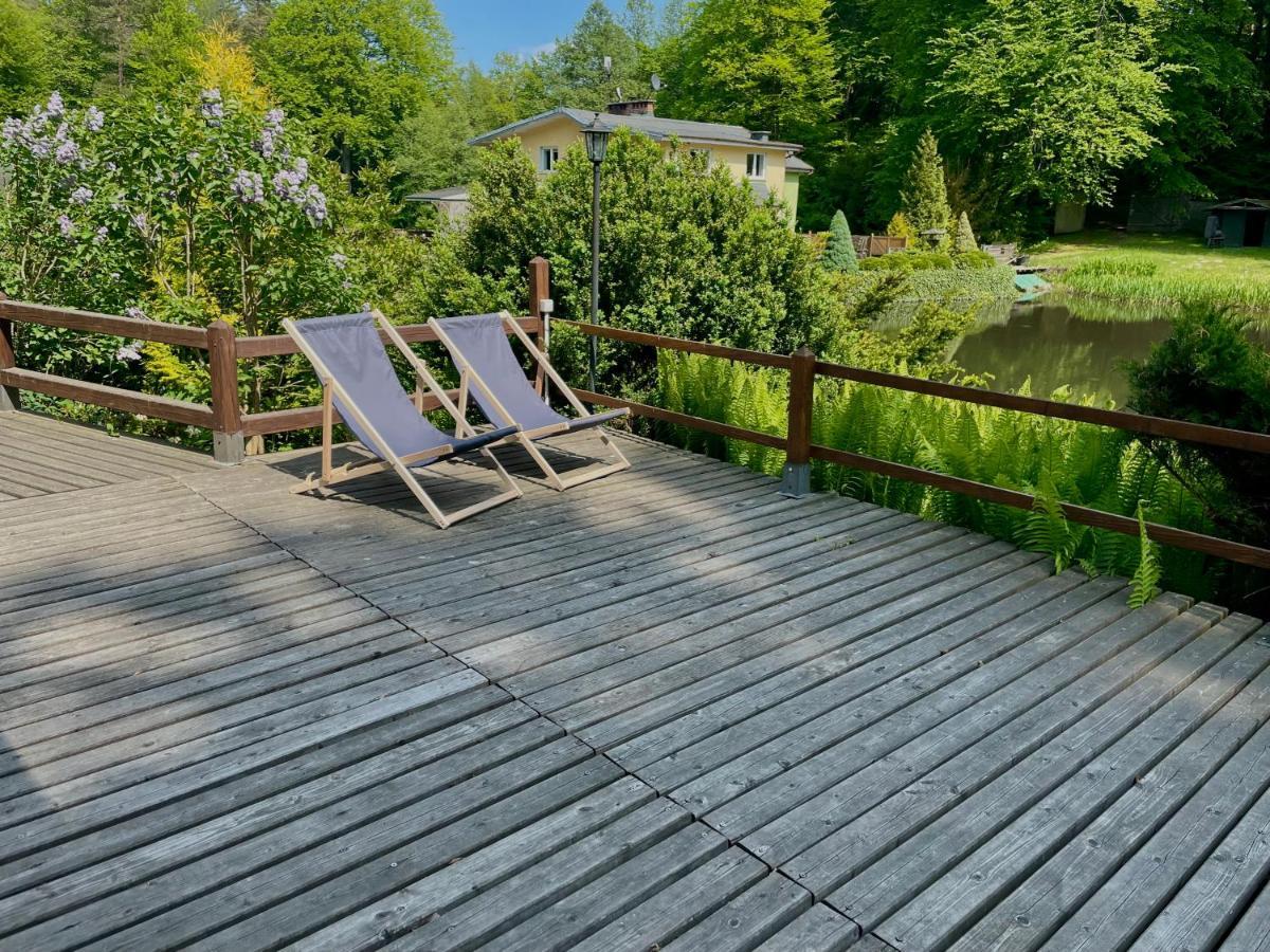Domek W Glebi Lasu Nad Stawem Wierszyno Exteriér fotografie