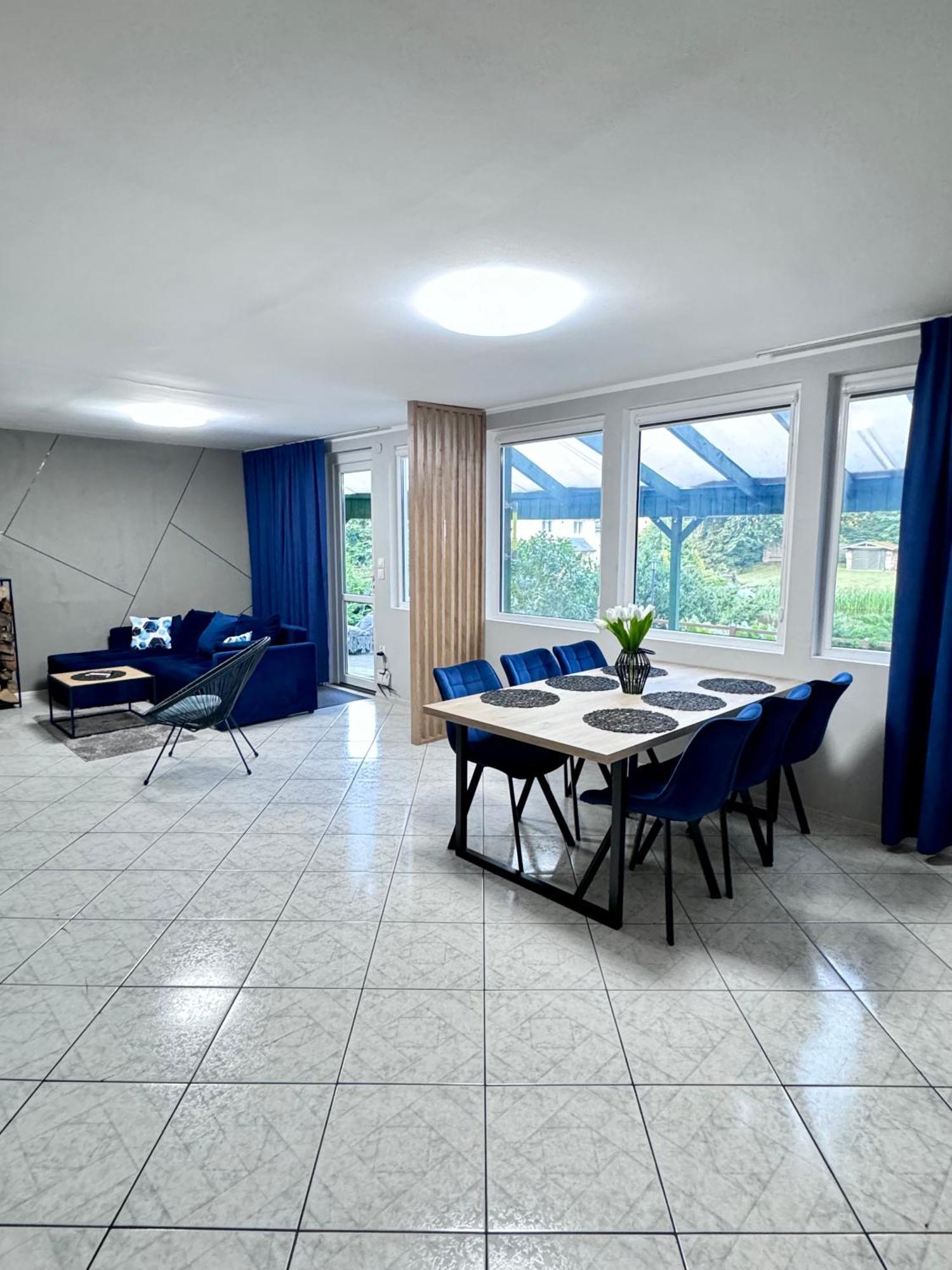 Domek W Glebi Lasu Nad Stawem Wierszyno Exteriér fotografie
